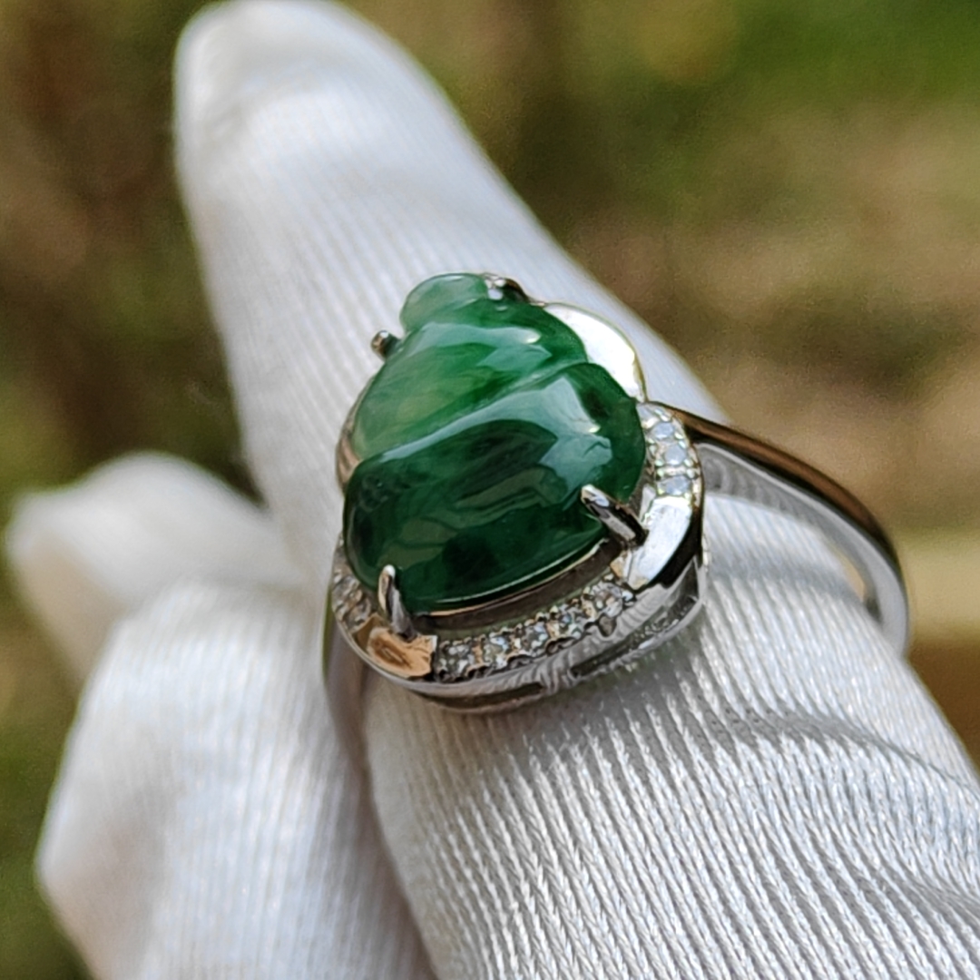 翡翠の指輪：シンガポール2025の詳細を紹介するギャラリー