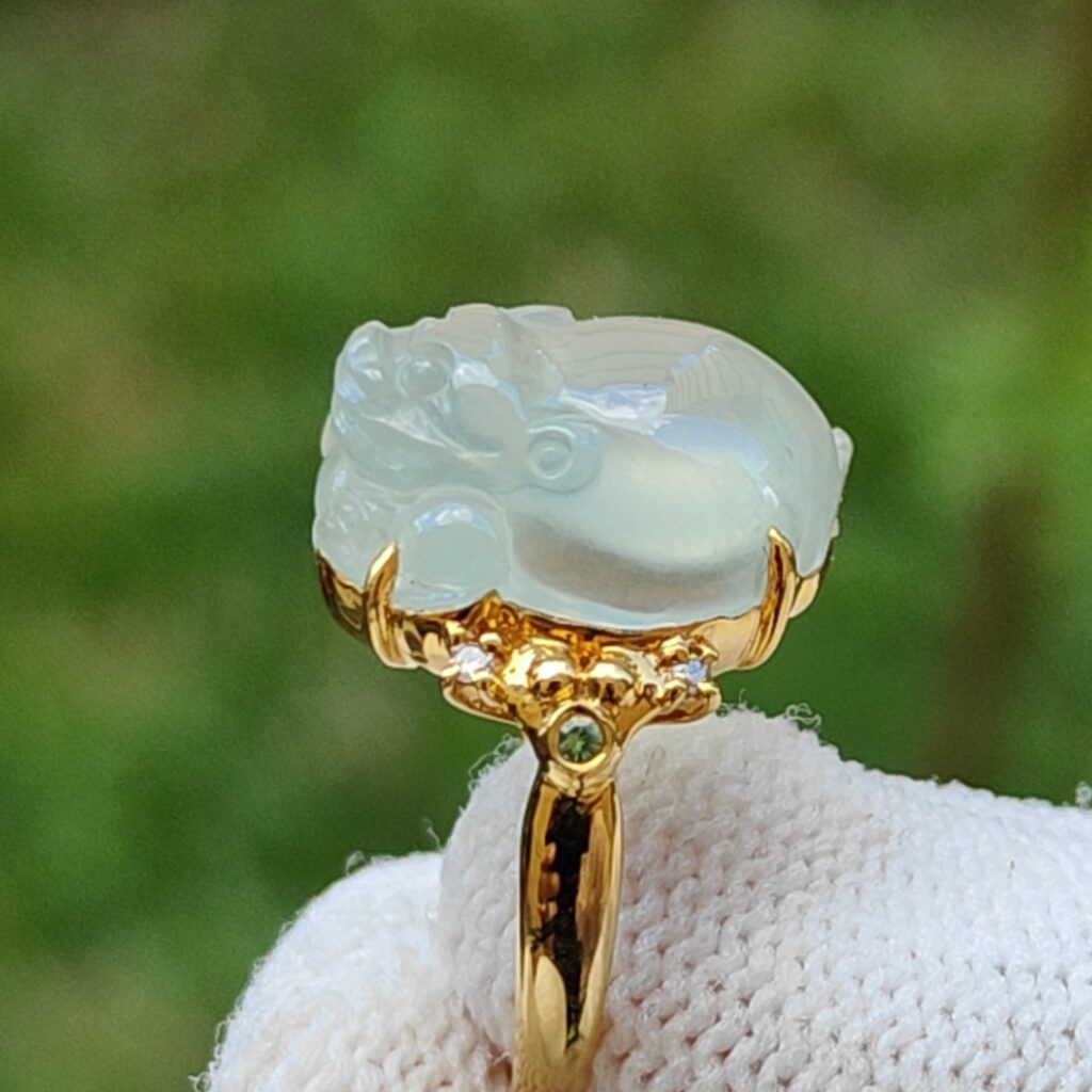 Cincin emas 18k jadeite Icy Translucent Pixiu