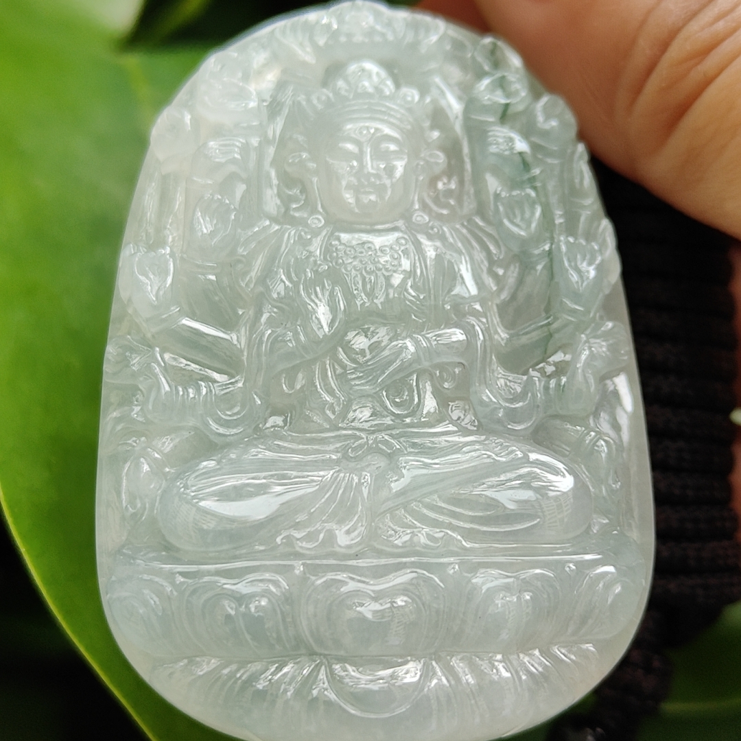 Jadeite Jade Pendants Video (Three) 5 thousand hands guanyin pendant 1