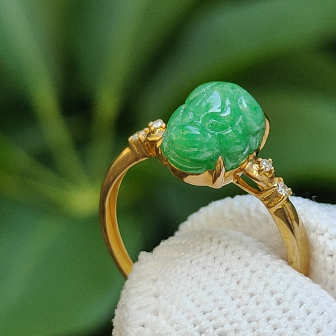 Cincin Jadeite Hijau Pixiu 18 k Emas